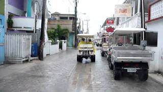 preview picture of video 'Belize - San Pedro - Middle Street in the Rain'