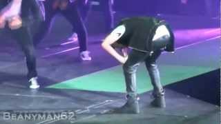 Year: 2012
Venue: Opening night of the Believe Tour in Glendale, Arizona.
Was the performance televised? No.
Most obviously lip-synched moment? When he starts to vomit.
Justin Bieber has many talents, but vomit-singing probably isn't one of them.