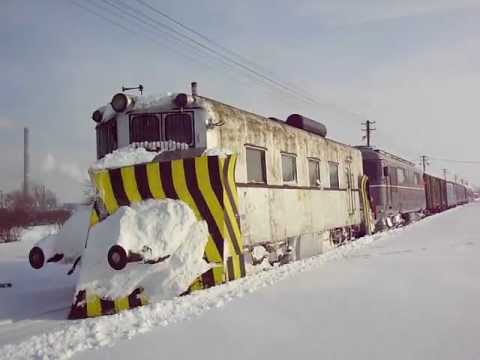 Tren pentru deszapezire intra Statia CF Bucuresti Vest, 15.02.2012