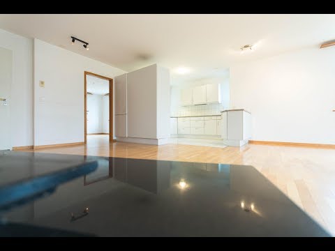 Am Ufer des Rheins wunderschöne 4½ Zimmer-Gartenwohnung