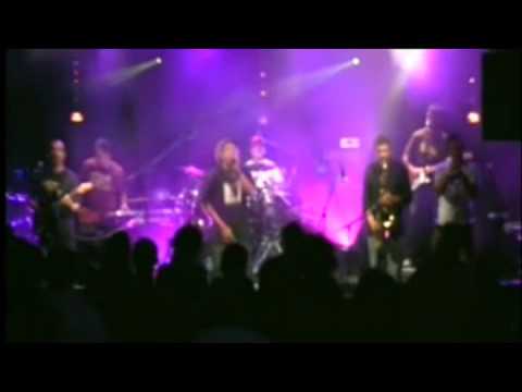 Earl Sixteen - Surviving The System - Live backed By No More Babylon