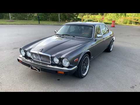 Jaguar XJ12 Drive Along V12