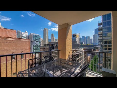 A River North 2-bedroom, 2-bath #901 at The Hensley, a boutique mid-rise A River North 2-bedroom, 2-bath #901 at The Hensley, a boutique mid-rise
