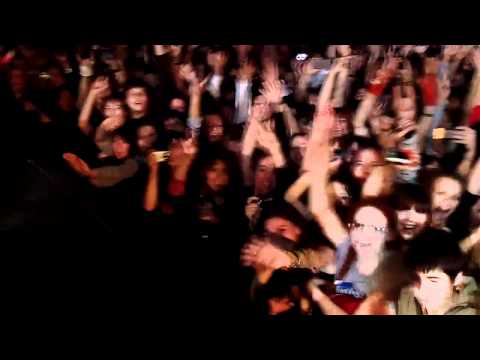 Crowd Cam - Moscow, Russia (Night 2)