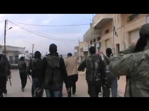 جولة ميدانية مع مقاتلي كتيبة عبد الله بن الزبير داخل بلدة حلفايا في ريف حماة بعد السيطرة عليها