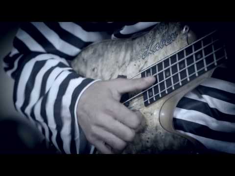 BASSIST MICHEL LABEX LABAKI PLAYS "PTSD" /// BassTheWorld.com