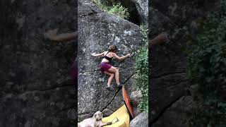 Video thumbnail: El Balcó, 6b. La Riba