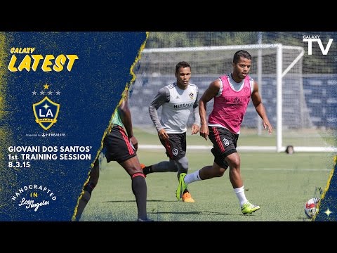 Giovani dos Santos' first training session
