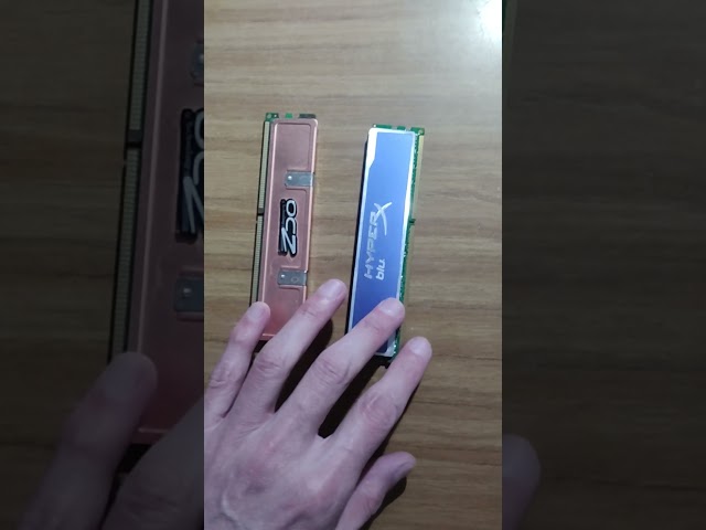Vídeo relacionado con Alomejor ARGB RAM Radiador Enfriador de Memoria de Doble Ventilador para DDR DDR2 DDR3 DDR4 DDR5 Modders de PC Metal 1 Paquete (WHITE)