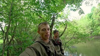 На рыбалку деду далеко ходить не надо омут под окнами