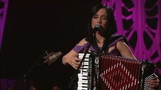 Julieta Venegas - Me Voy (MTV Unplugged)
