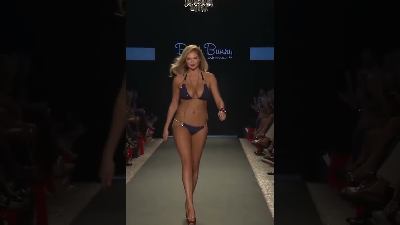 #cat #short mesmerizing Kate Upton #SuperModel #kateupton #fashion #bouncing #be