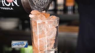 Dining Playbook: Cheers to That: Pier 6