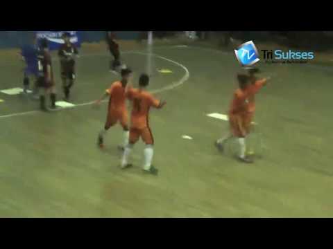 SMA Tri Sukses (2) VS (1) SMK BLK Bandar Lampung | Pocari Sweat Futsal Championship 2016