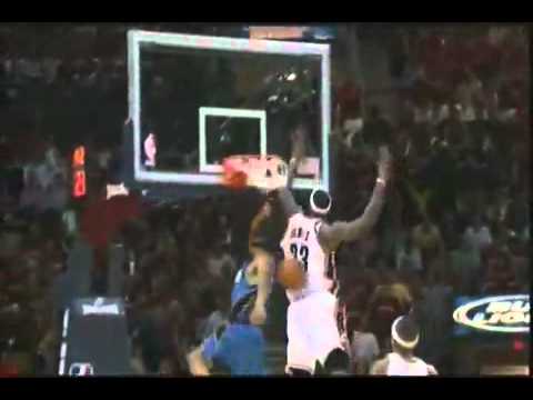 COURTNEY LEE DUNKS ON LEBRON JAMES TWICE IN PLAYOFFS