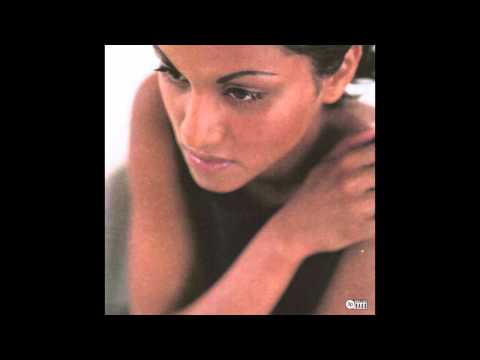 Sabrina Setlur feat. Moses Pelham - No Test The Empire (Official 3pTV)