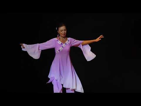 00210   (2023.9.21)-屯門大會堂-華姐舞蹈表演 ~ video by LWK