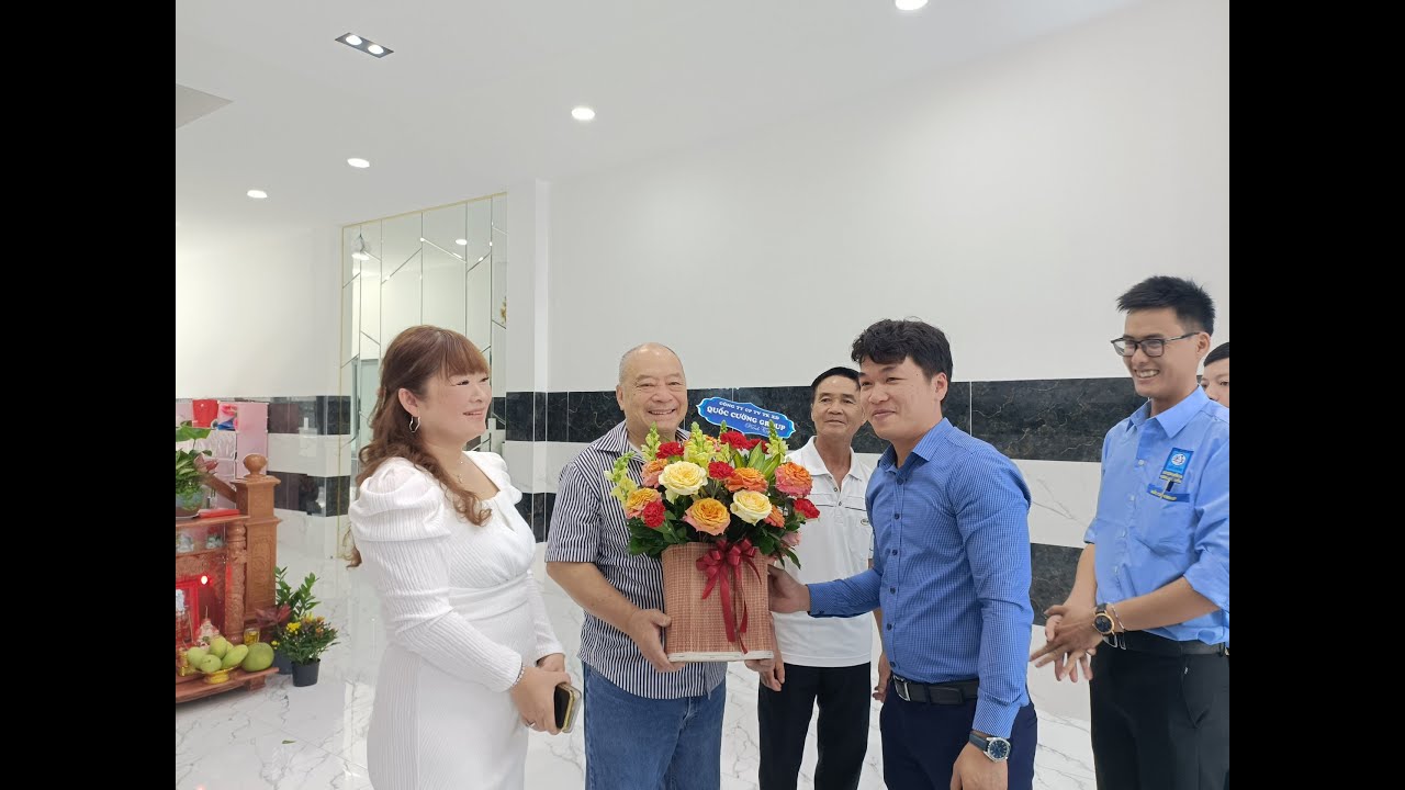Video thăm nhà Anh Danh Chị Dung ở Củ Chi – Những chia sẻ của chị về quá trình hoàn thiện căn nhà 4 tầng.