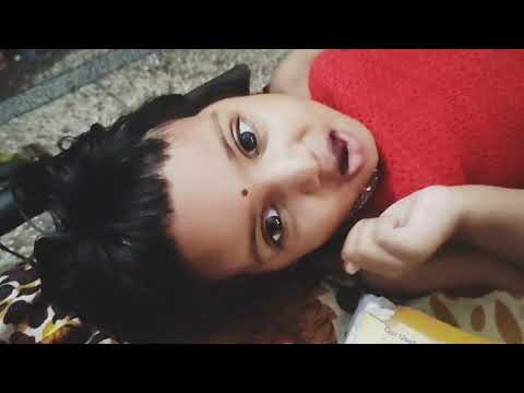 Alankrita knows #fruits 🍍🍎🍓🍇#name in #English as well as Hindi