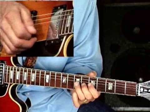 Blues Guitar Lesson - Larry Carlton - 335 Blues - Melodic Minor Blues