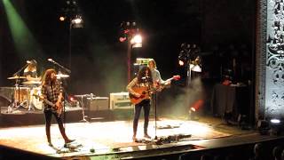 Courtney Barnett &amp; Kurt Vile - Blue Cheese - Live at Thalia Hall 2017
