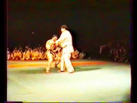 Angelo Parisi Vs Jacky