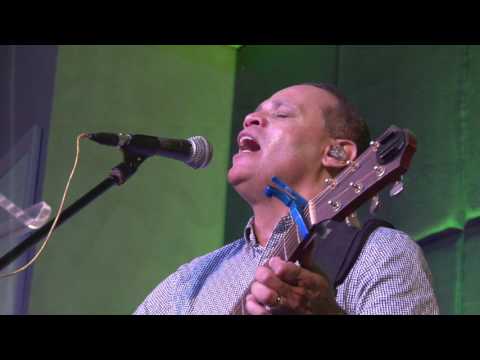 Antonio Cirilo | Santo, tu és santo