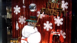 preview picture of video 'Saucy Sexy Snowman in a Red G-String - Ted Baker Christmas Window Display 2012'