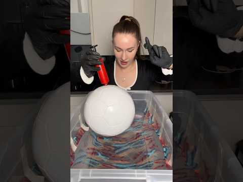 The cutest life hack - Painting a ball ⚽️ at home. The result shocked me 😳