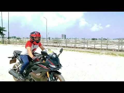 Yamaha  R15 V3 Black Devil in Nature