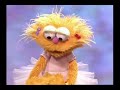 Play With Me Sesame Zoe Dances To Different Emotions
