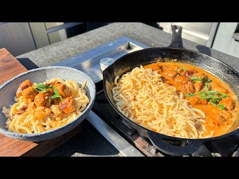 Chili-Cheese Hackbällchen mit selbstgemachten Spätzle