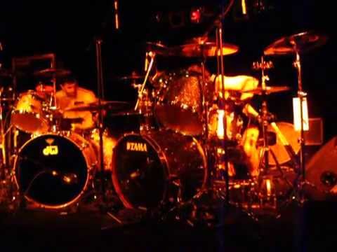 Coady Willis and Dale Crover (The Mevlins) ending the show 8/5/2013