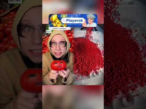 Когда хочешь помочь маме выбрать помидор #юмор #прикол