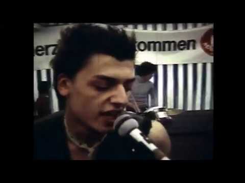 ExKurs members Pierangelo Maset and Michael Hirsch live with former band 'The Wankers'