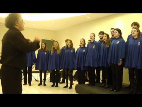 Coral PUC Rio     -    Lata d'Agua