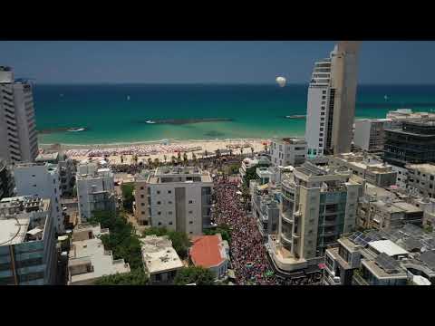Tel Aviv Gay Pride Visto dal Cielo - Credit Barak Brinker
