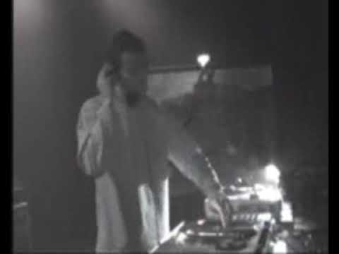 TMLP, DJ AK47, Speedloader, DJ TSX & DJ Nell - Le Bal A Ta Mere (18.11.2006)