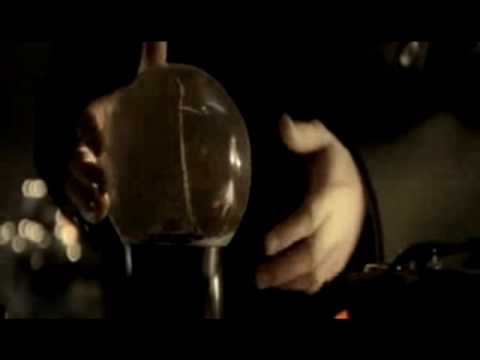 mashup: oki_marlene dietrich vs queens of the stone age- go with lili marleen