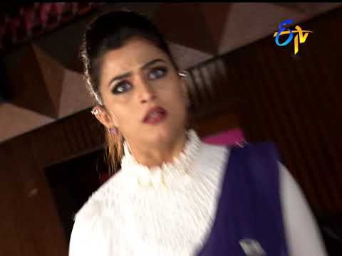 download lagu mp3 mp4 Meenakshi, download lagu Meenakshi gratis, unduh video klip Meenakshi