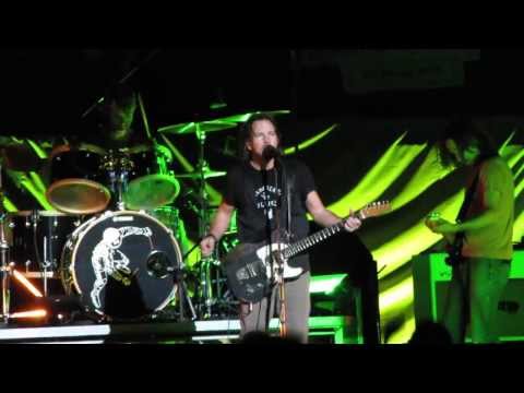 Pearl Jam: Grievance [HD] 2010-05-21 - New York, NY