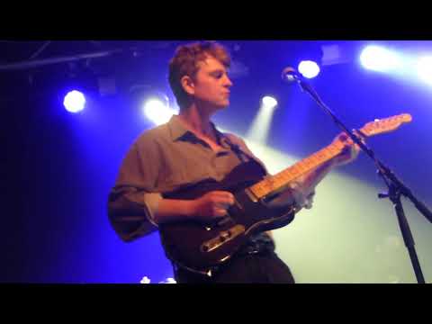 Breathe Panel - Carmine