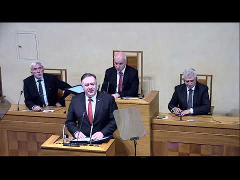 蓬佩奧國務卿在布拉格捷克參議院發表講話。 (Secretary Pompeo remarks at the Czech Senate, in Prague)