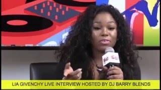 Lia Givenchy Freestyles LIVE