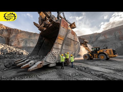 Real Mining Giants in Action – You Won’t Believe Their Size!