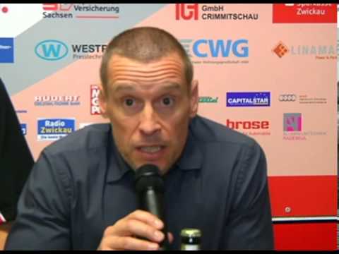 Trainerstimme Fabian Dahlem nach dem Heimsieg der Eispiraten gegen Kaufbeuren 20.09.2013
