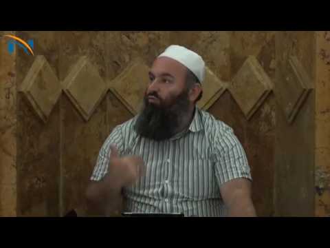 Shejh Abdulkadër Arnauti dhe Hoxhë Bekir Halimi në vitin 1988