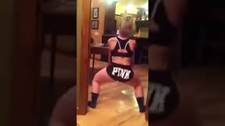 BELA AMERICANA RABUDA REBOLA MUITO#shortsyoutube #funk #shorts