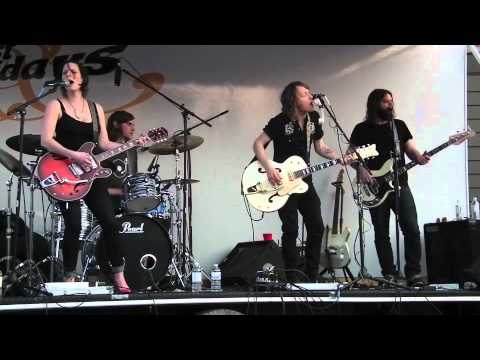 Luke Doucet and Melissa McClelland 5 Passenger 24 060311 Goshen.m4v