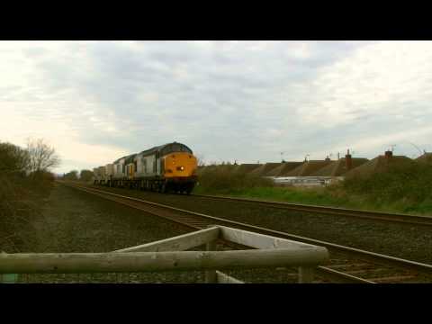 Prestatyn 16.4.2015 - DRS 37604 37612 on Valley Flasks- class 37